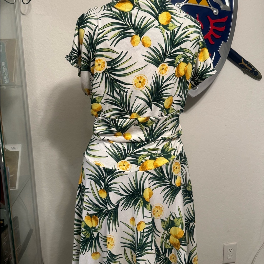 Lemon Palm Resort Wear Flowy Top and Skirt Set - White Lotus-core - Picture 3 of 5